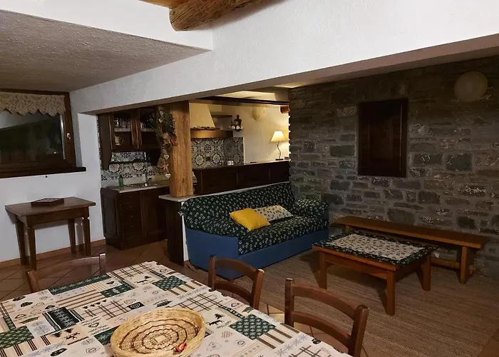 La Taverna Alloggio Ad Uso Turistico - Vda -Sarre - Cir- 0073
